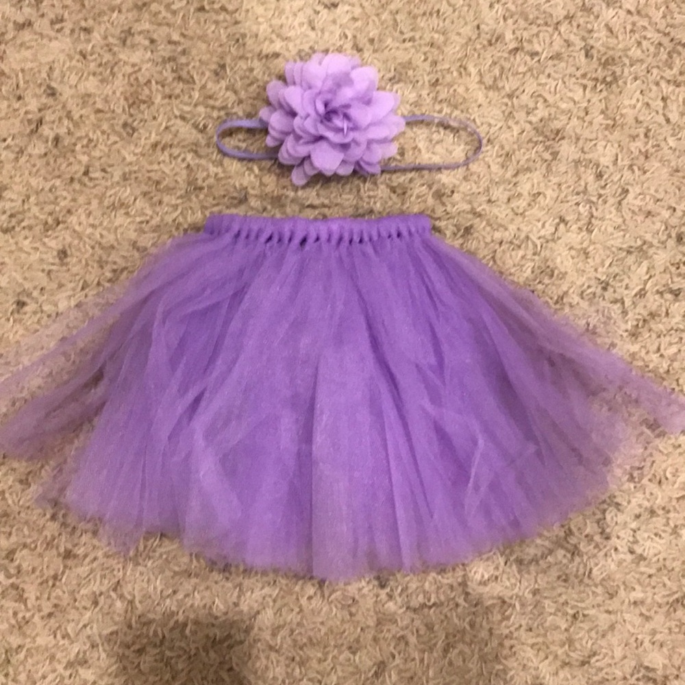 Adorable newborn/baby tutu and headband